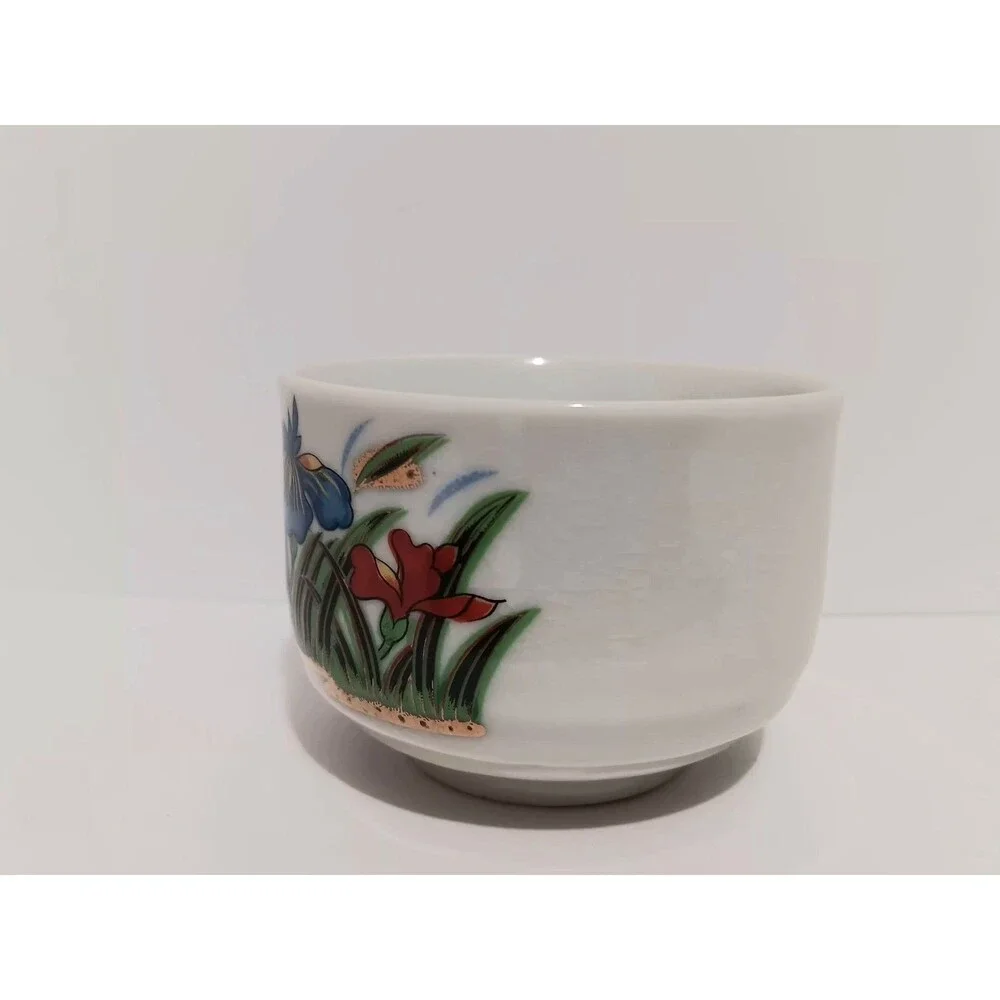 Japanese Porcelain  Yunomi Tea Cup Irises  Floral Design 2